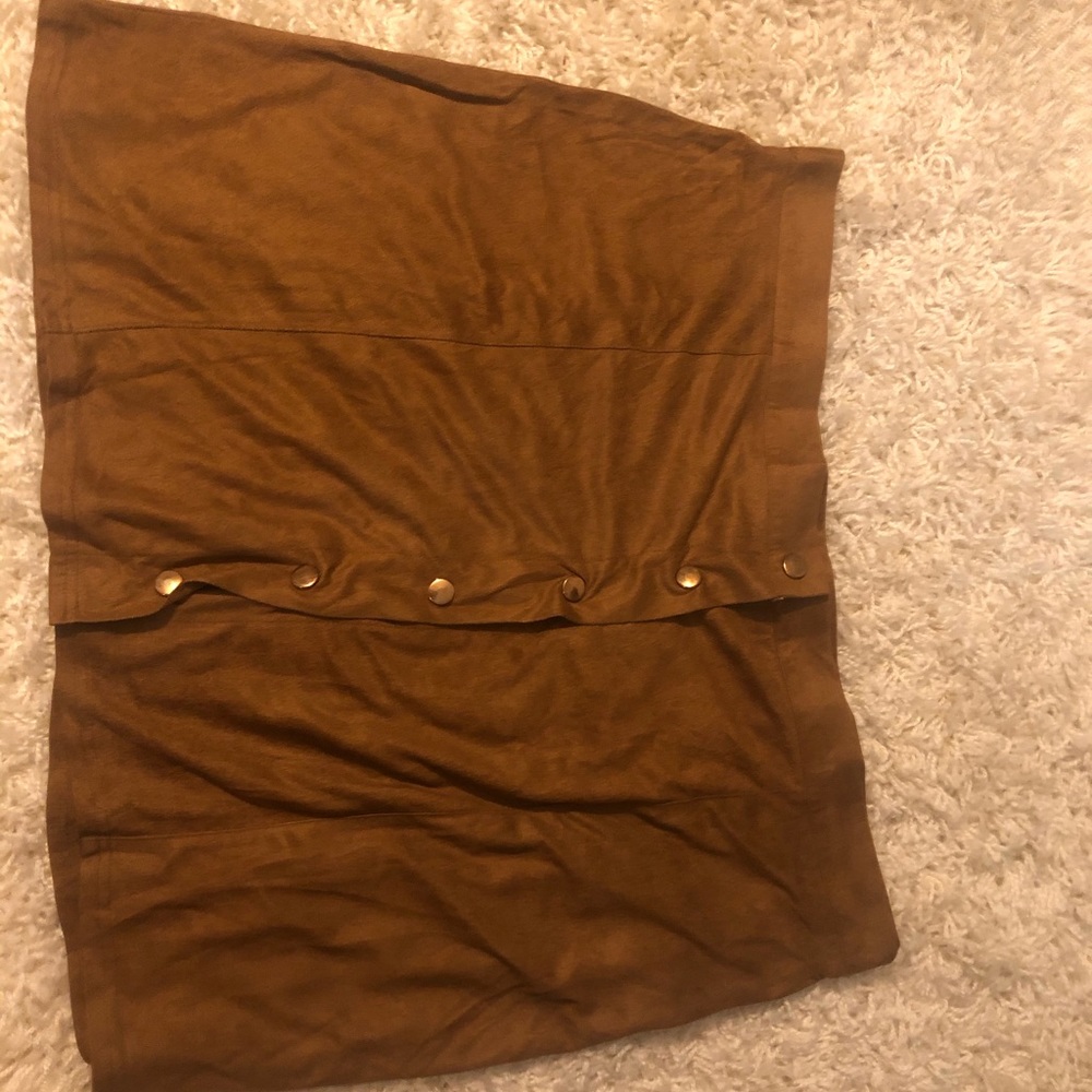 4 x skirt